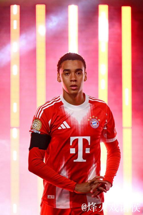 拜仁宣布免签沙尔克队长，德国门将今夏加盟签至2028年