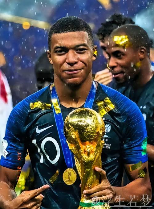 姆巴佩闪耀全场 法国队勇夺季军 姆巴佩闪耀全场 法国队勇夺季军