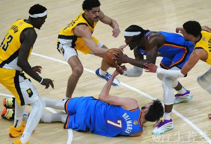 6月9日总决赛:雷霆对战步行者 精彩集锦 6月9日总决赛:雷霆对战步行者 精彩集锦